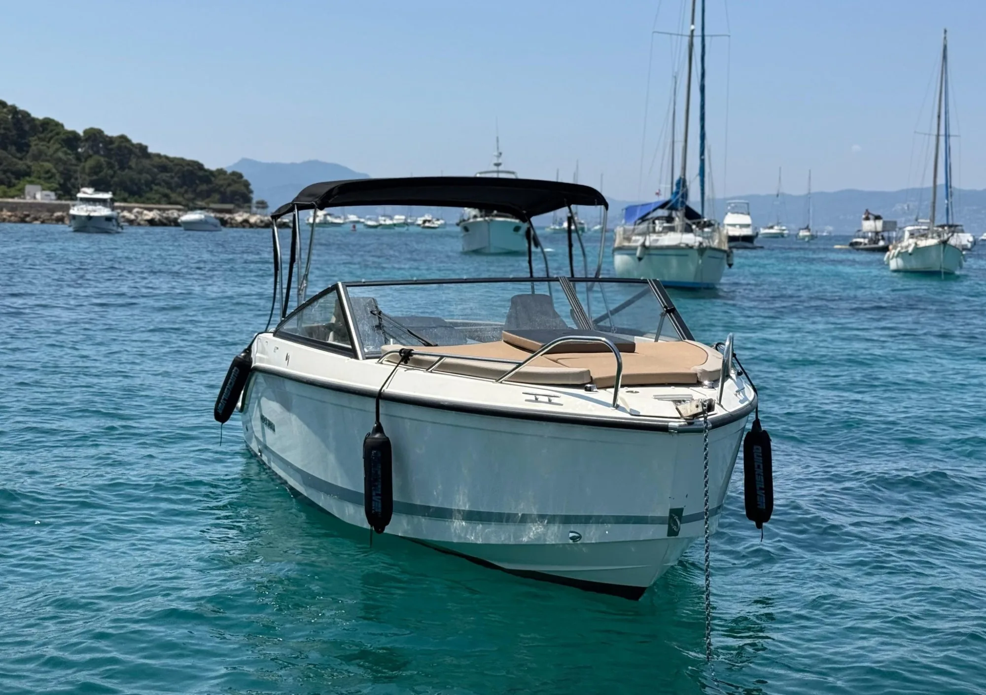 Quicksilver 605 Cruiser “Elegos” - extérieur