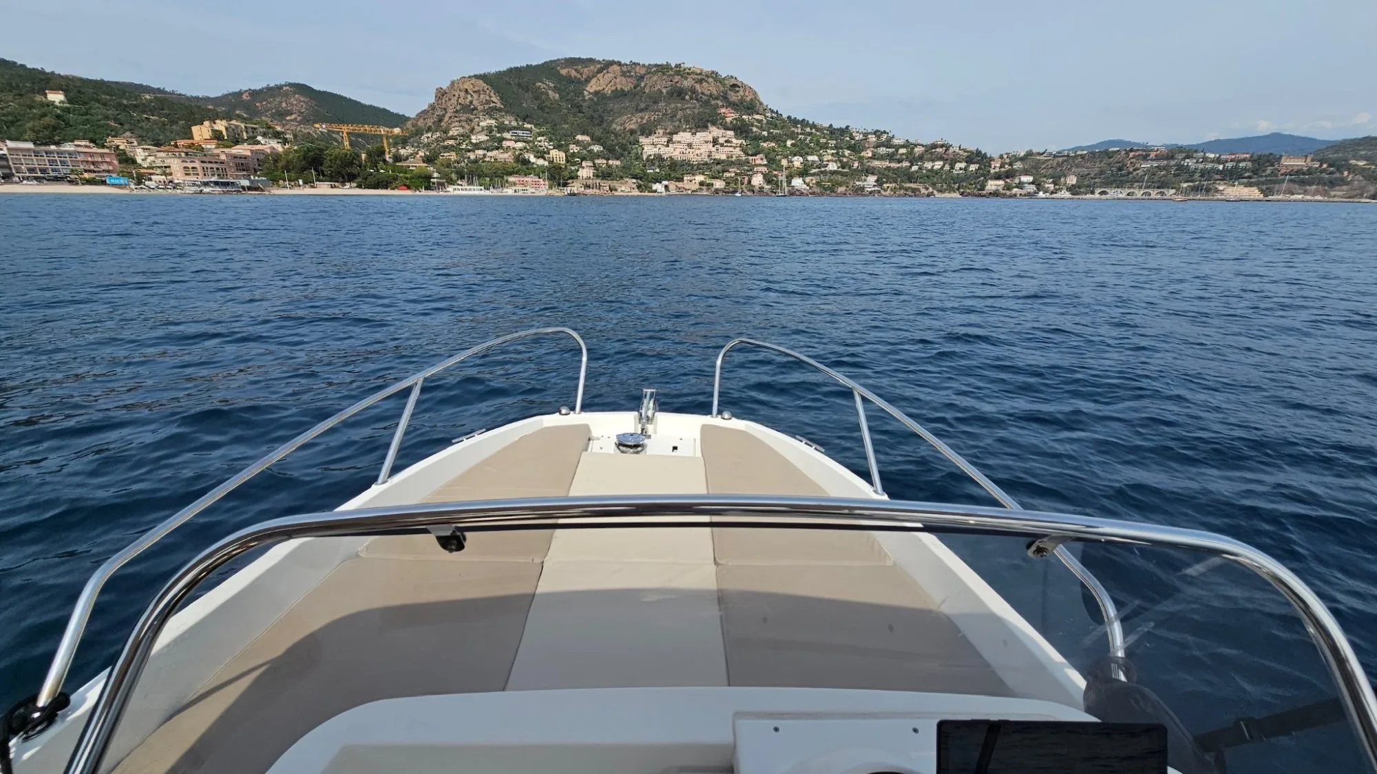 Quicksilver 605 Sundeck “Stratos” - navigation
