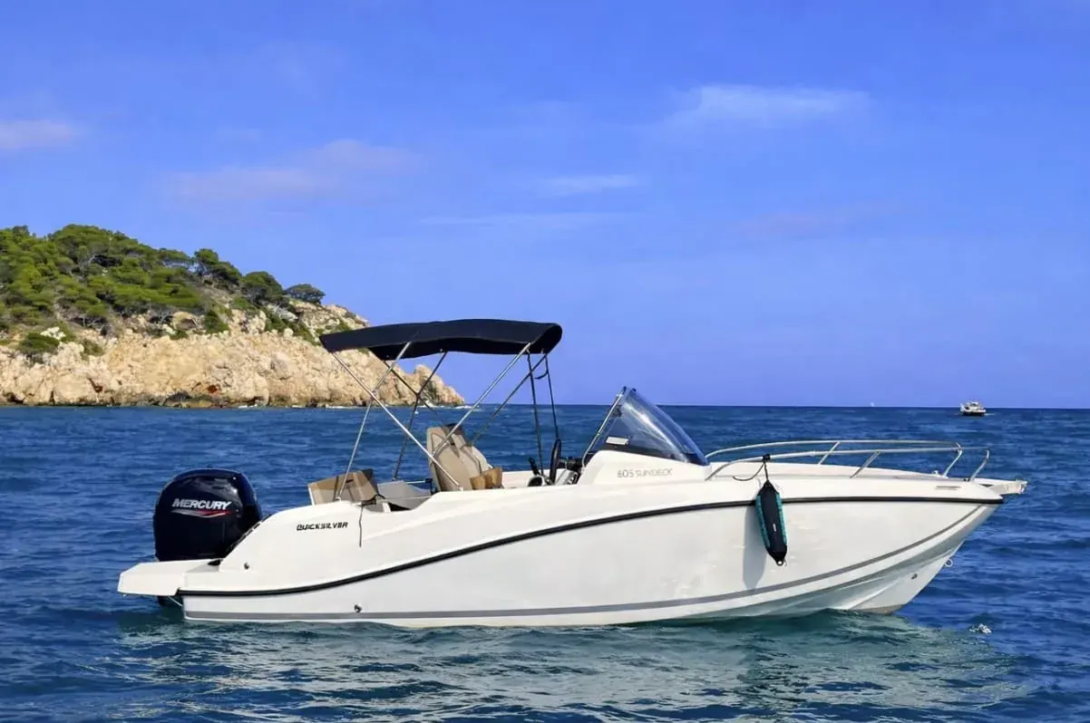 Quicksilver 605 Sundeck Stratos 2